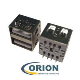 USBA-2FR Розетка на плату сдвоенная вертикальная 2x4pin белая без фланца