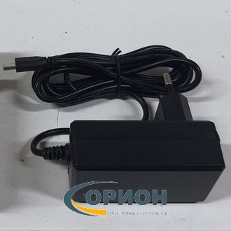 Блок питания  5V/1.5А (Type-C) MELTBOX MB062 кабель 1.8м для станции Яндекс ЛАЙТ МИНИ