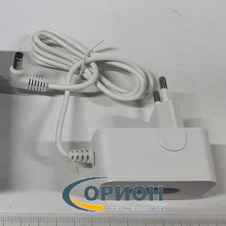 Блок питания  9V/2А (5.5x2.5) MELTBOX NH004 (-) + угловой БЕЛЫЙ кабель 1.3м